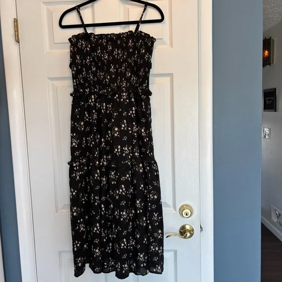 Whimsigoth Black Floral Tiered Ruffled Dress - Picture 4 of 4